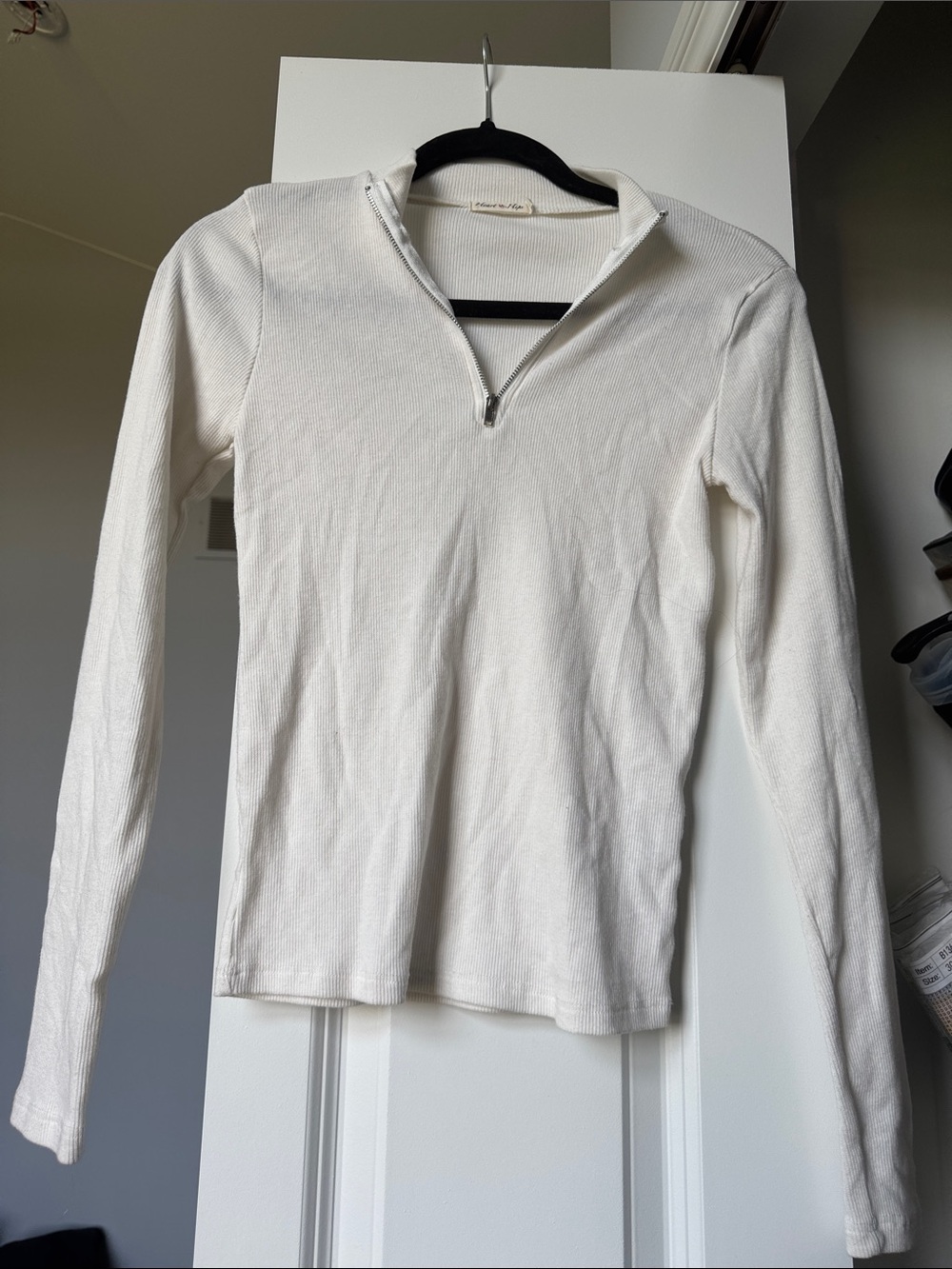Heart Hips Cream/White Ribbed Top